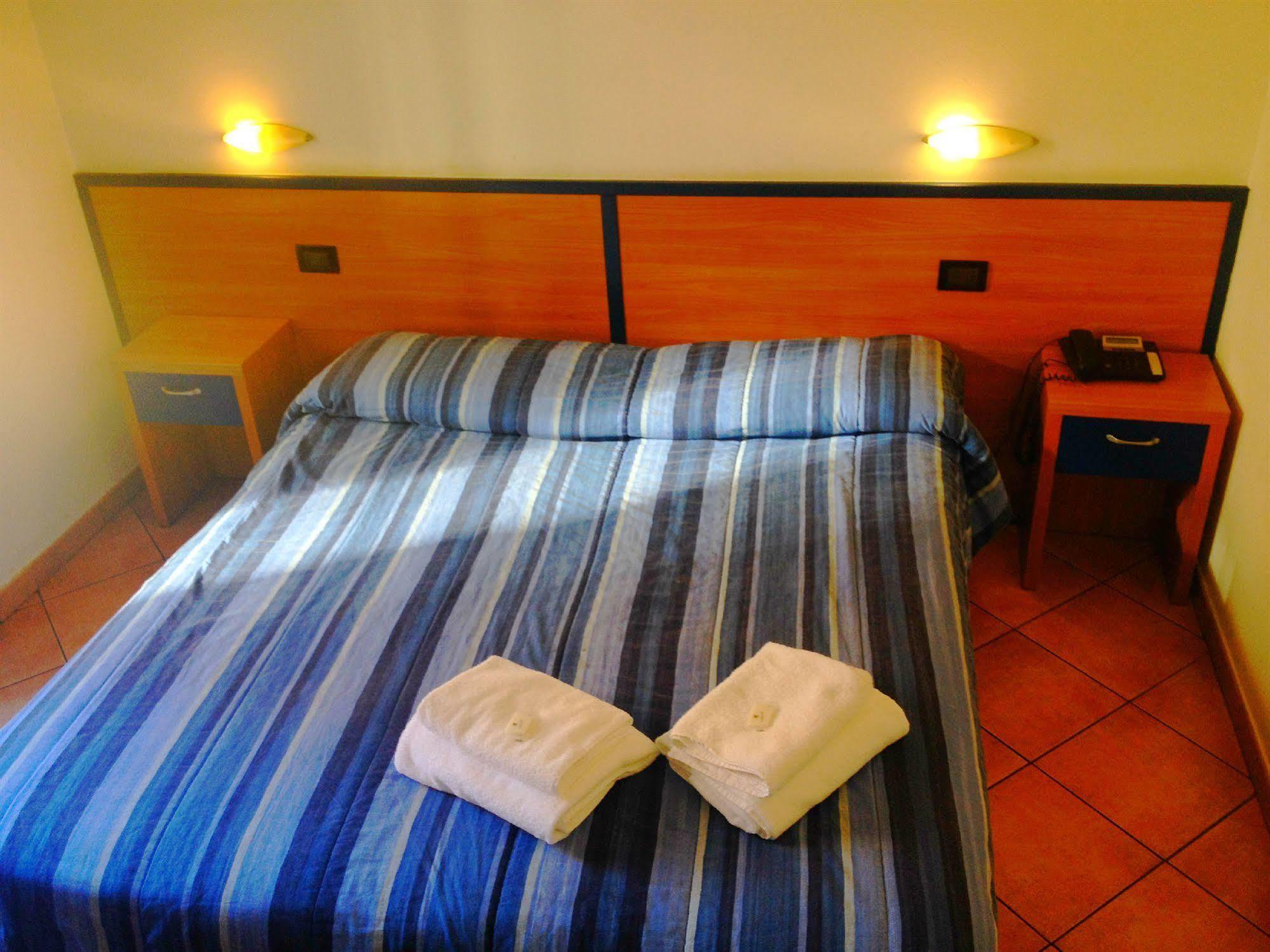 Hotel Iride Stazione Lambrate Citta Studi Μιλάνο Εξωτερικό φωτογραφία